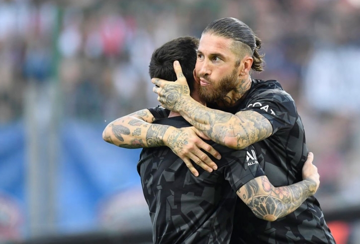 Chán nản Sergio Ramos, PSG tất tay vì 'bức tường thép' trong mơ