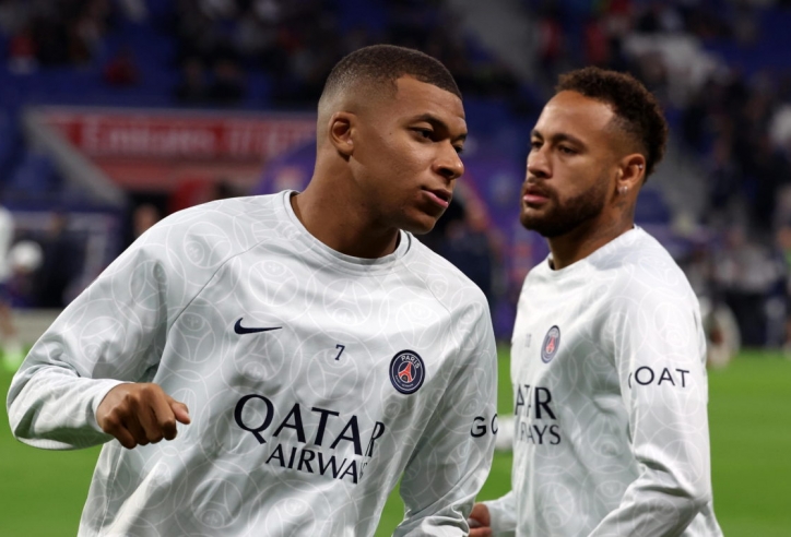 Không có được 'người trong mộng' tại PSG, Mbappe 'đổ vạ' lên Neymar?