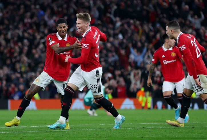 CĐV MU chỉ trích thậm tệ một cầu thủ đội nhà sau trận thắng nhọc Omonia