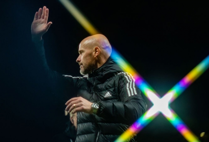 Ten Hag lập thành tích 'khủng' tại MU, hai đời HLV cũ cộng lại mới bằng