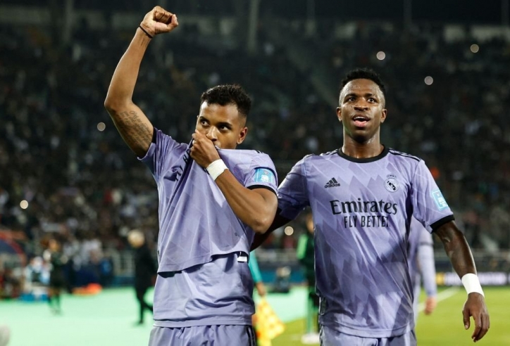 Real Madrid chạm một tay vào chức vô địch thế giới sau màn hủy diệt Al Ahly