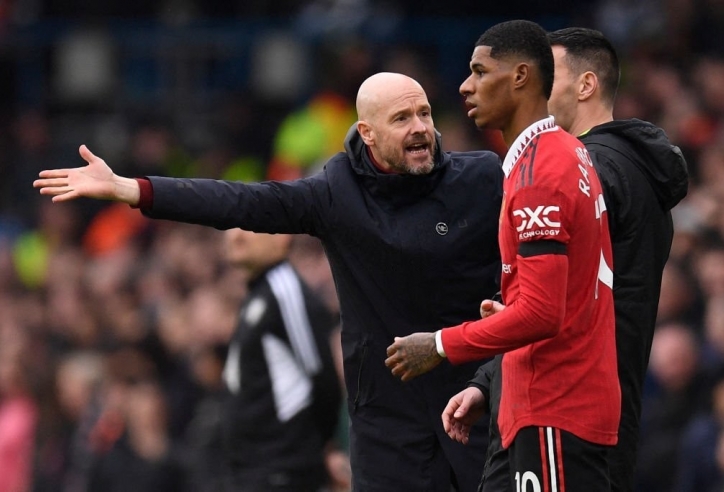 HLV Ten Hag cảnh báo MU đừng để bị 'dắt mũi' ở chung kết Carabao Cup