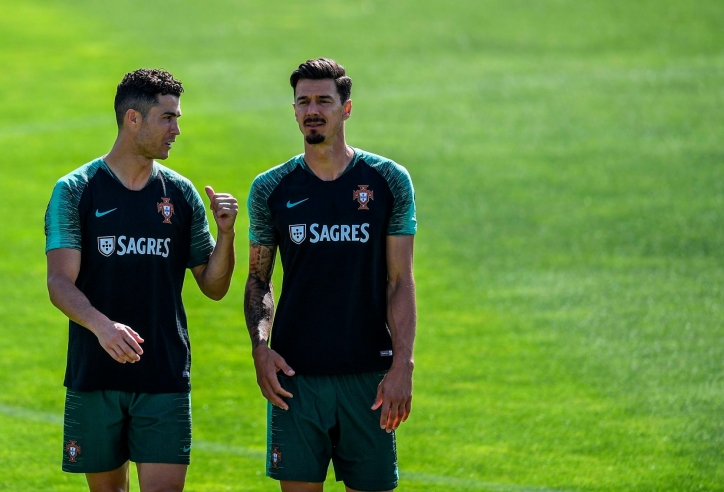 Đồng hương đề nghị 'bến đỗ không ngờ' cho Ronaldo khi rời MU