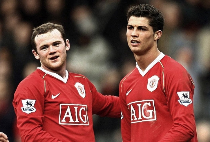 Rooney khuyên MU bán Ronaldo