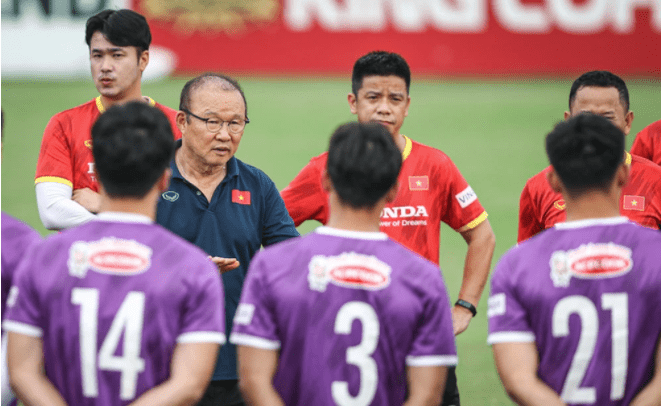 ĐT Việt Nam: Bài học từ đội U23 vẫn còn đó