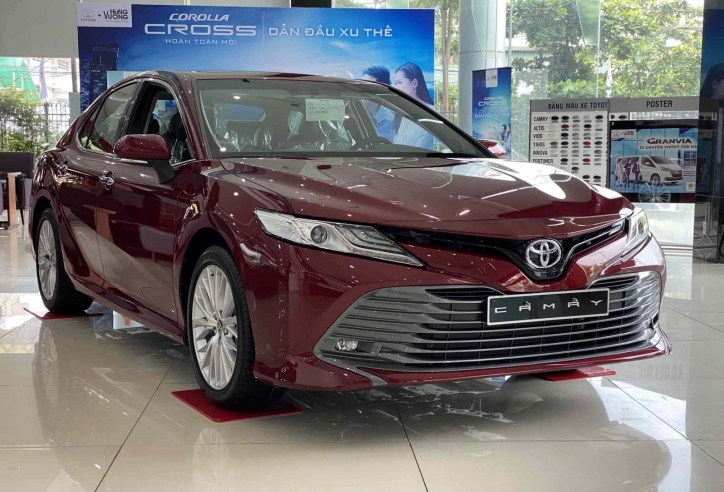 Top 3 xe sedan hạng D bán chạy nhất tháng 5/2021: Toyota Camry áp đảo