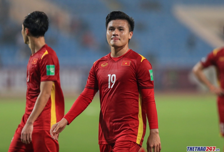 'Cận thần' HLV Park nhắn nhủ Quang Hải: 'Đời cầu thủ ngắn lắm, đi được là đi'