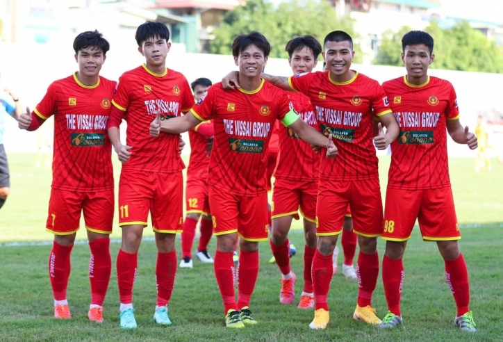 Quyết tâm lên hạng, đội bóng hạng Nhất tập huấn cùng HAGL