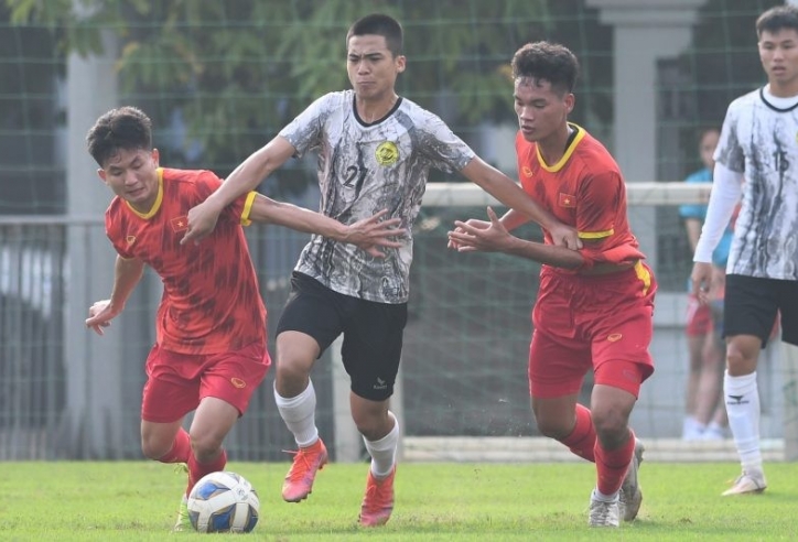 U20 Việt Nam bị đội hạng Nhất cầm hòa trước ngày sang UAE