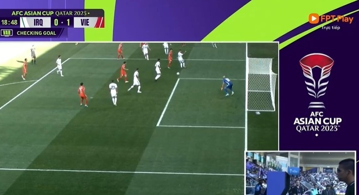VIDEO: VAR 'lắc đầu' với bàn thắng của ĐT Việt Nam