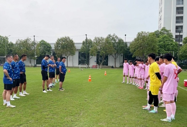 Loạt tuyển thủ Việt Nam hào hứng chạy đà cho giải Đông Nam Á