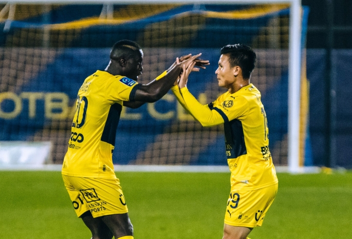 Đại diện Pau FC, 'bạn thân' Quang Hải nhận vinh dự cực lớn từ Ligue 2