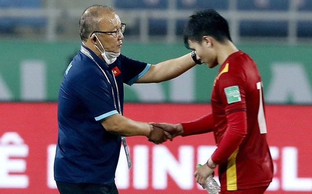 VFF sắp làm việc cùng Pau FC, quyết 'mang' Quang Hải về cho thầy Park