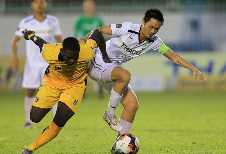 CĐV phản ứng bất ngờ về trận cầu tâm điểm giữa HAGL và 'đại gia V-League'