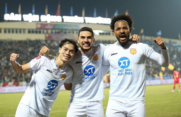 Xác định 3 trận đại chiến có VAR ở vòng 14 V-League