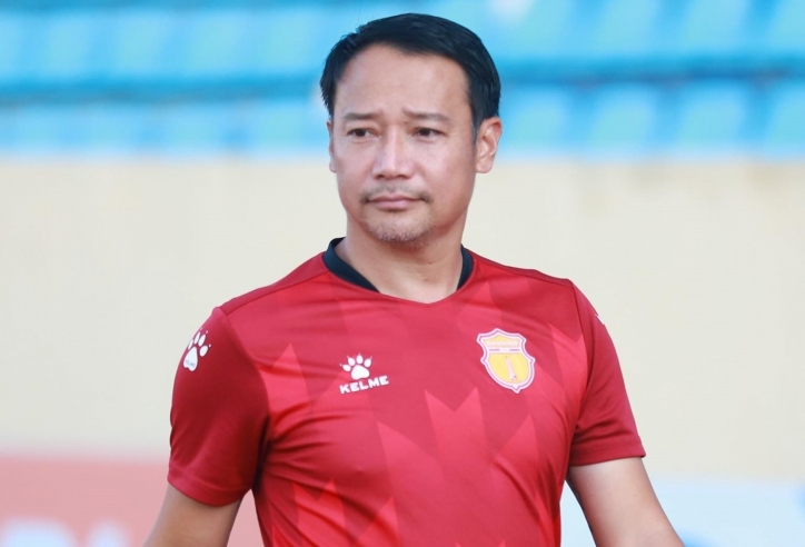 HLV Vũ Hồng Việt: 'Trận thua này lỗi hoàn toàn do tôi'