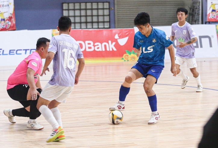 Thái Sơn Bắc thắng đậm 7-0, gây áp lực lớn cho nhà ĐKVĐ