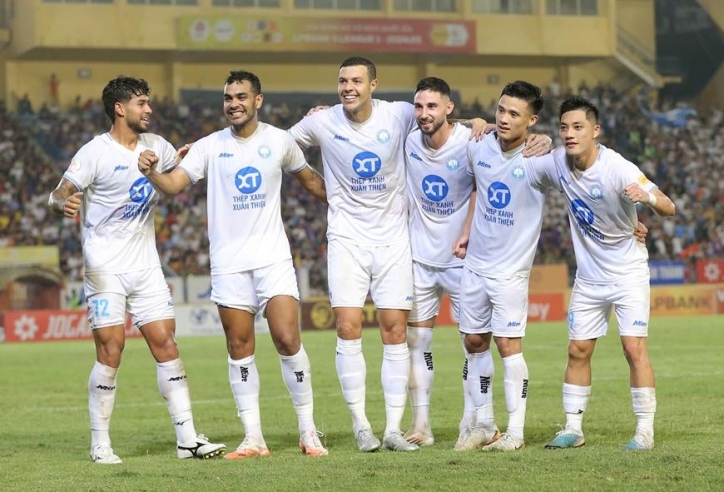 Nam Định đá 3 trận trên sân nhà ở Shopee Cup