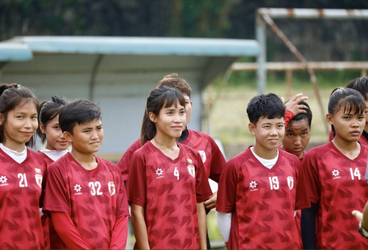Myanmar vs Úc: Bất ngờ xảy ra