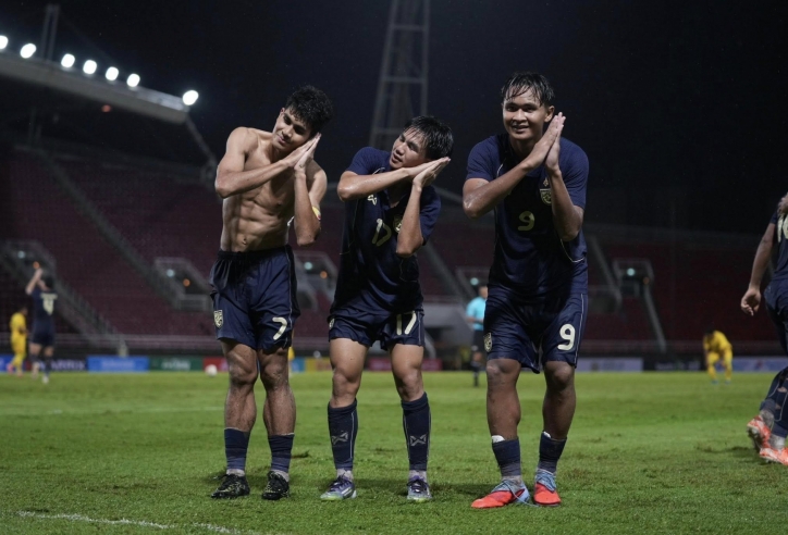 Thắng 'điên rồ' Malaysia, U23 Thái Lan có vé dự VCK U23 châu Á 2026
