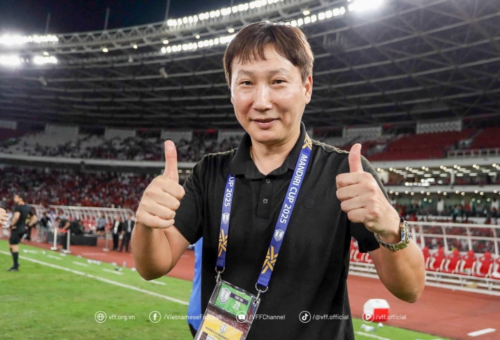HLV Kim Sang Sik trước cơ hội đi vào lịch sử bóng đá Đông Nam Á