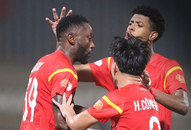 Rượt đuổi nghẹt thở, SHB Đà Nẵng vẫn chưa biết thắng ở V-League 2025/26