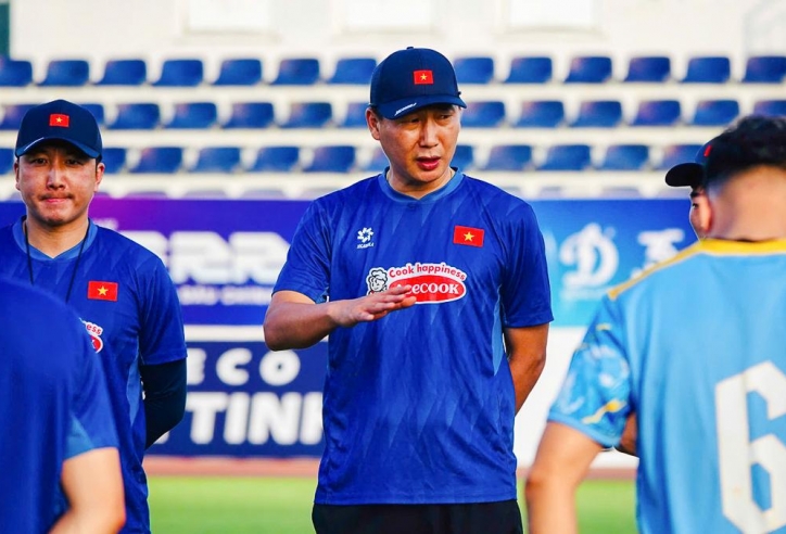 HLV Kim Sang Sik: 'Tôi mất ngủ vì chốt danh sách U22 Việt Nam'
