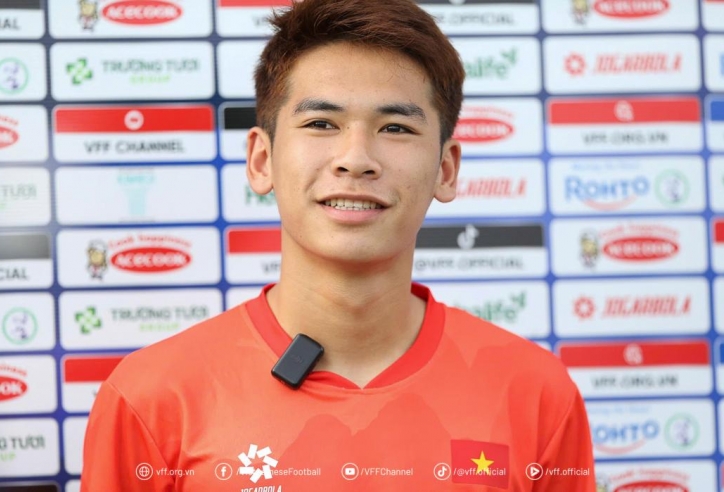 'Yamal' Văn Thuận mang đặc sản sang Qatar tập huấn