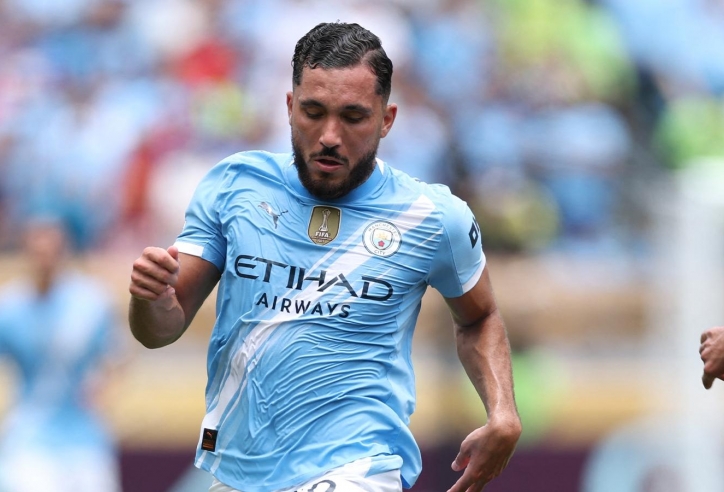 Man City trao số 10 huyền thoại cho tân binh đắt giá