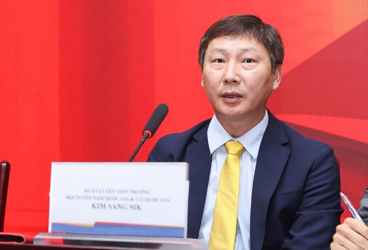 Triệu tập Việt kiều, HLV Kim Sang-sik gửi lời cảm ơn chủ tịch CLB Ninh Bình