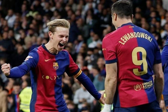 Barca đối diện viễn cảnh mất loạt trụ cột