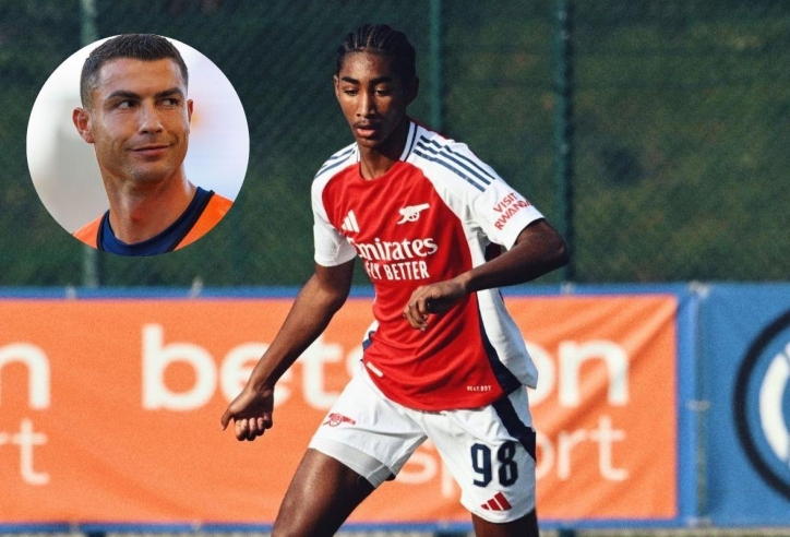 Thần đồng 16 tuổi của Arsenal chọn đá tiền đạo là vì Ronaldo