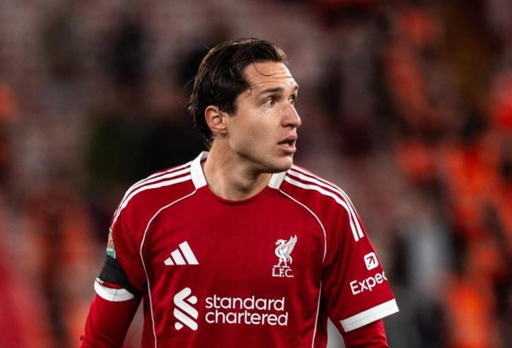Tận dụng luật mới của UEFA, Liverpool sáng cửa đăng ký Chiesa dự C1