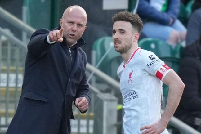 Arne Slot xác nhận Liverpool đã trả toàn bộ tiền lương cho Diogo Jota