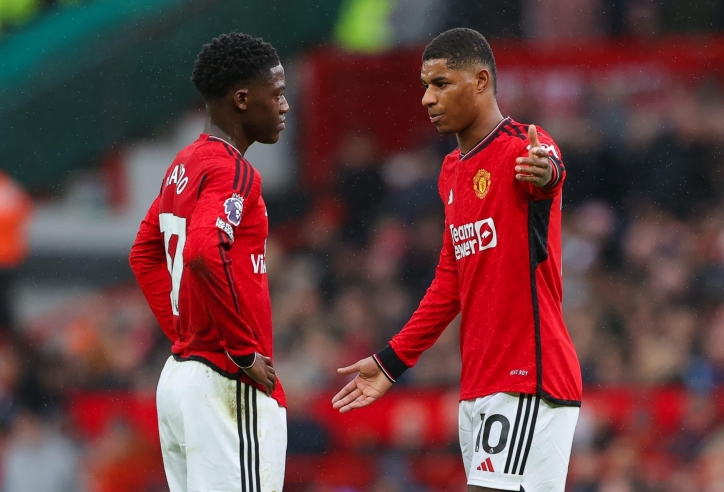 Chuyển nhượng MU 7/11: Tạm biệt 2 cầu thủ có 'máu Quỷ'; MU nhắm 'ngọc thô' đến từ Brazil