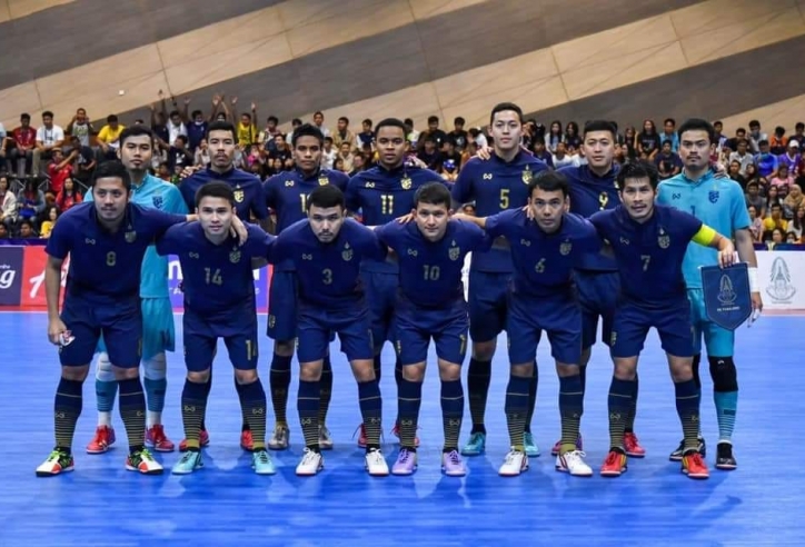 ĐT Thái Lan chốt dàn sao 'hạng nặng' tới UAE