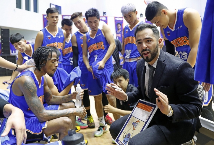 Hanoi Buffaloes bại trận trước Saigon Heat, chỉ ghi 4 điểm ở hiệp cuối