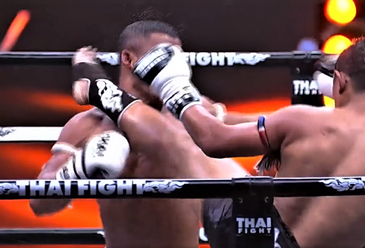 Hạ knock-out danh thủ Campuchia, Saenchai vô địch Thai Fight ở tuổi 42