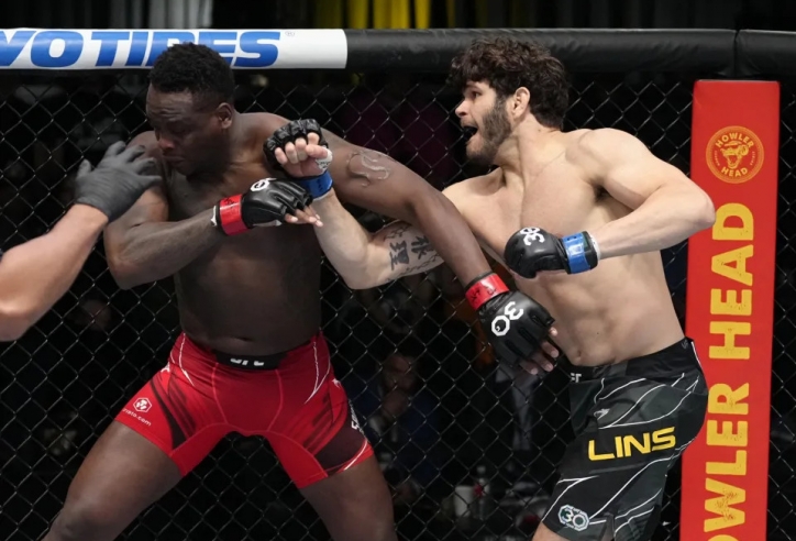 Ra đòn như vũ bão, Philipe Lins hạ knock-out đối thủ sau 49 giây