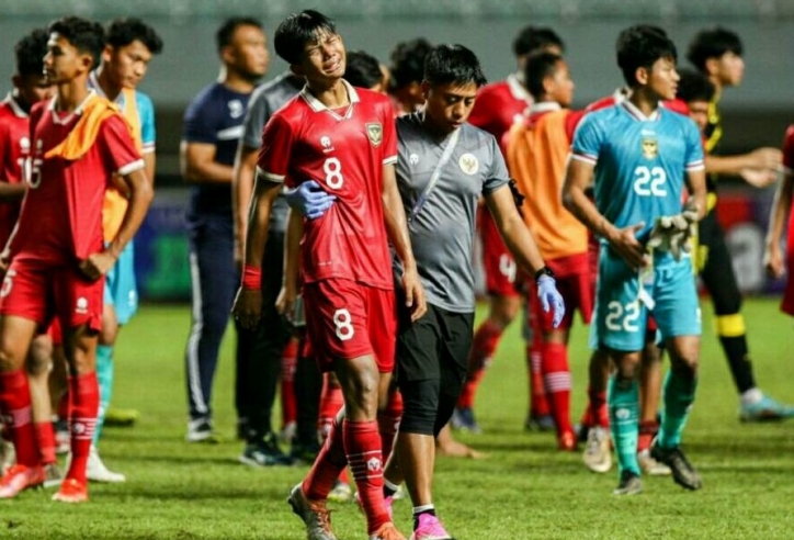 VIDEO: Indonesia bị loại theo cách 'không thể đau đớn hơn' ở VL U17 châu Á