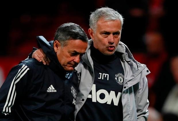 Cựu HLV V-League được Mourinho gọi điện chúc mừng