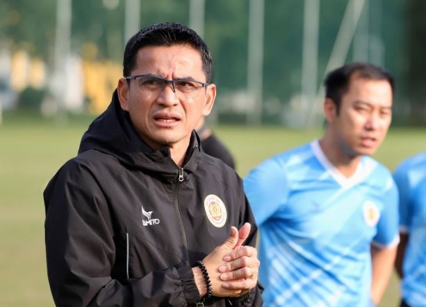 Vòng 9 V-League 2023/24: Tân HLV Kiatisak ra mắt cùng CAHN