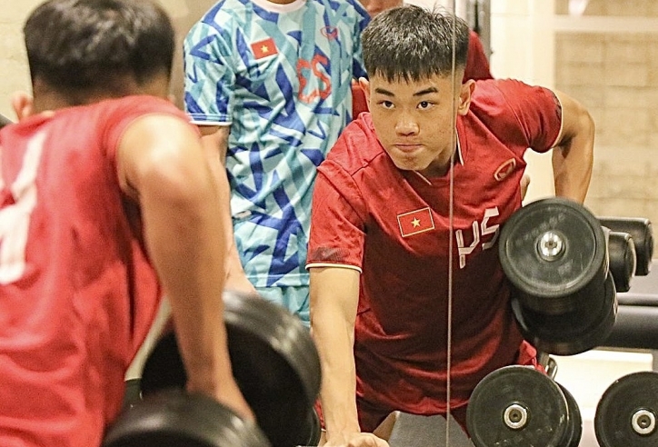 Diễn biến mới vụ tiền đạo ĐT Việt Nam không được thi đấu