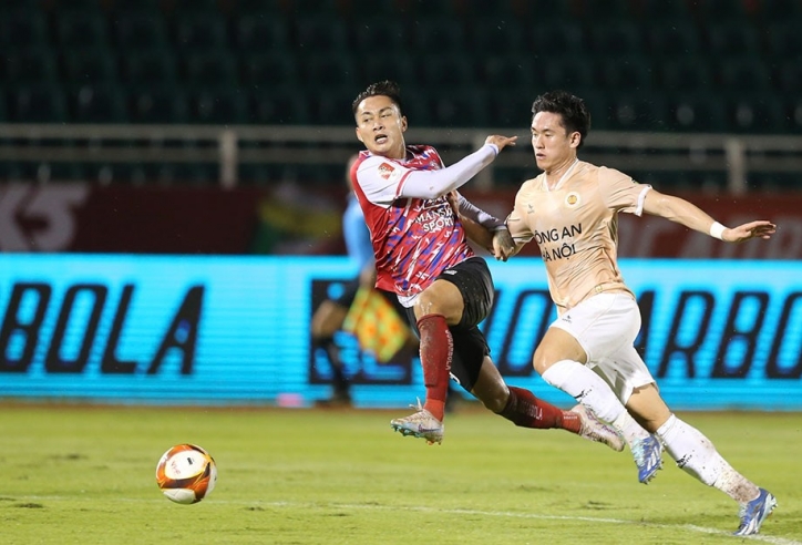 Biến động cuộc đua top đầu V-League