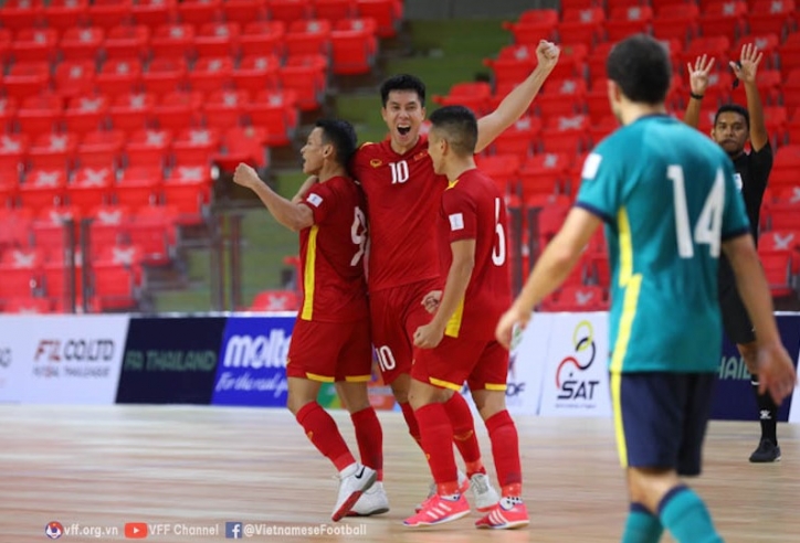 HLV ĐT Úc chạnh lòng sau trận thua Futsal Việt Nam