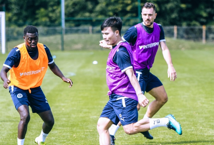 NÓNG: Quang Hải lập siêu phẩm ở trận đấu đầu tiên cho PAU FC