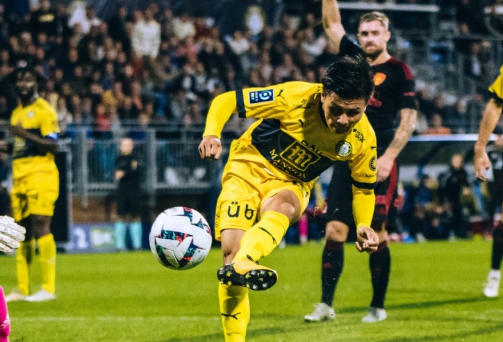 Quang Hải tỏa sáng, HLV Pau FC vẫn không hài lòng một điều