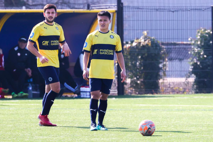 Quang Hải đá chính, Pau FC thắng đậm ở giải hạng 5 Pháp