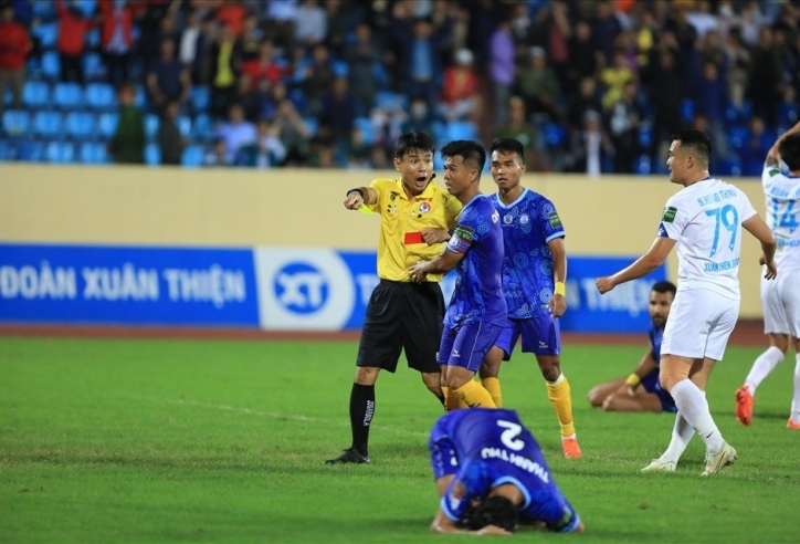 V-League xuất hiện nhiều 'sạn', LĐBĐ Việt Nam chính thức ra tay