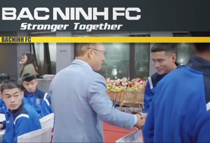 HLV Park Hang Seo xuất hiện tại đội bóng hạng Nhì
